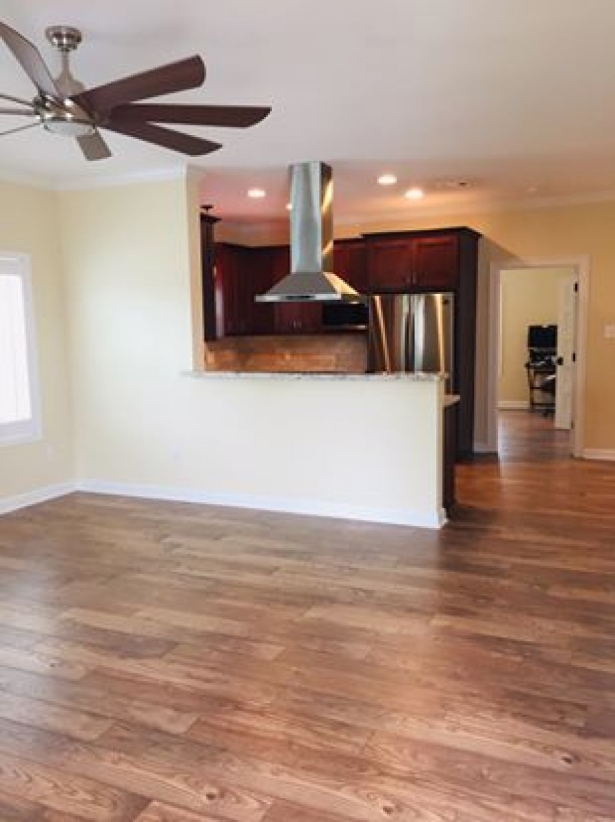 Property Details Kenny Royer Real Estate Agent.